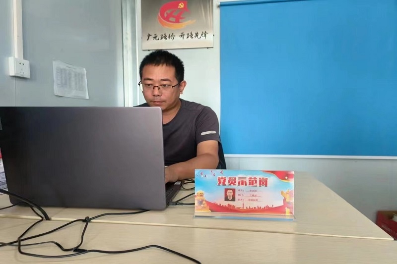 黨員示范崗┃亮身份樹標桿，爭當開路先鋒